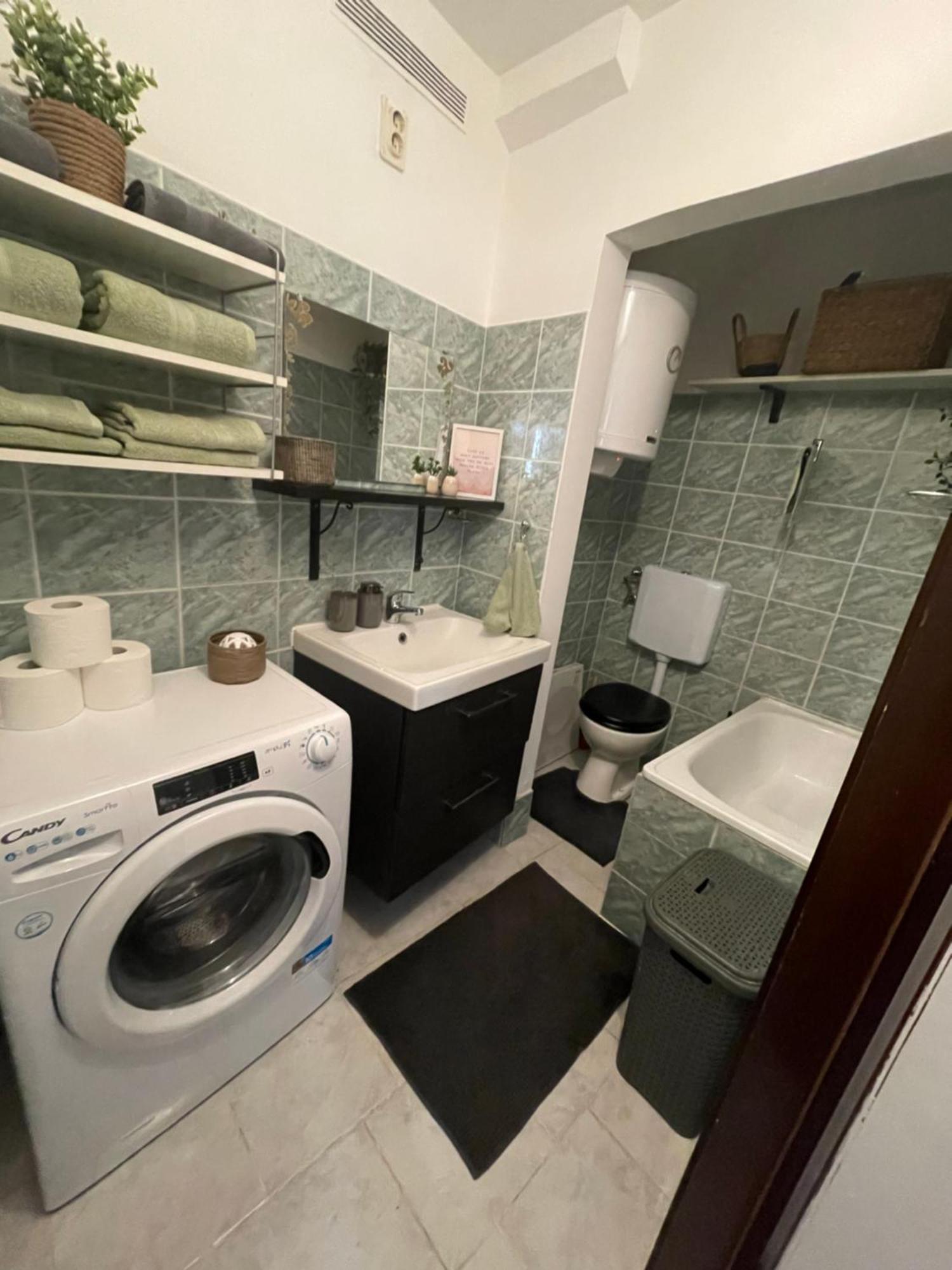 Apartma Ella 코페르 외부 사진